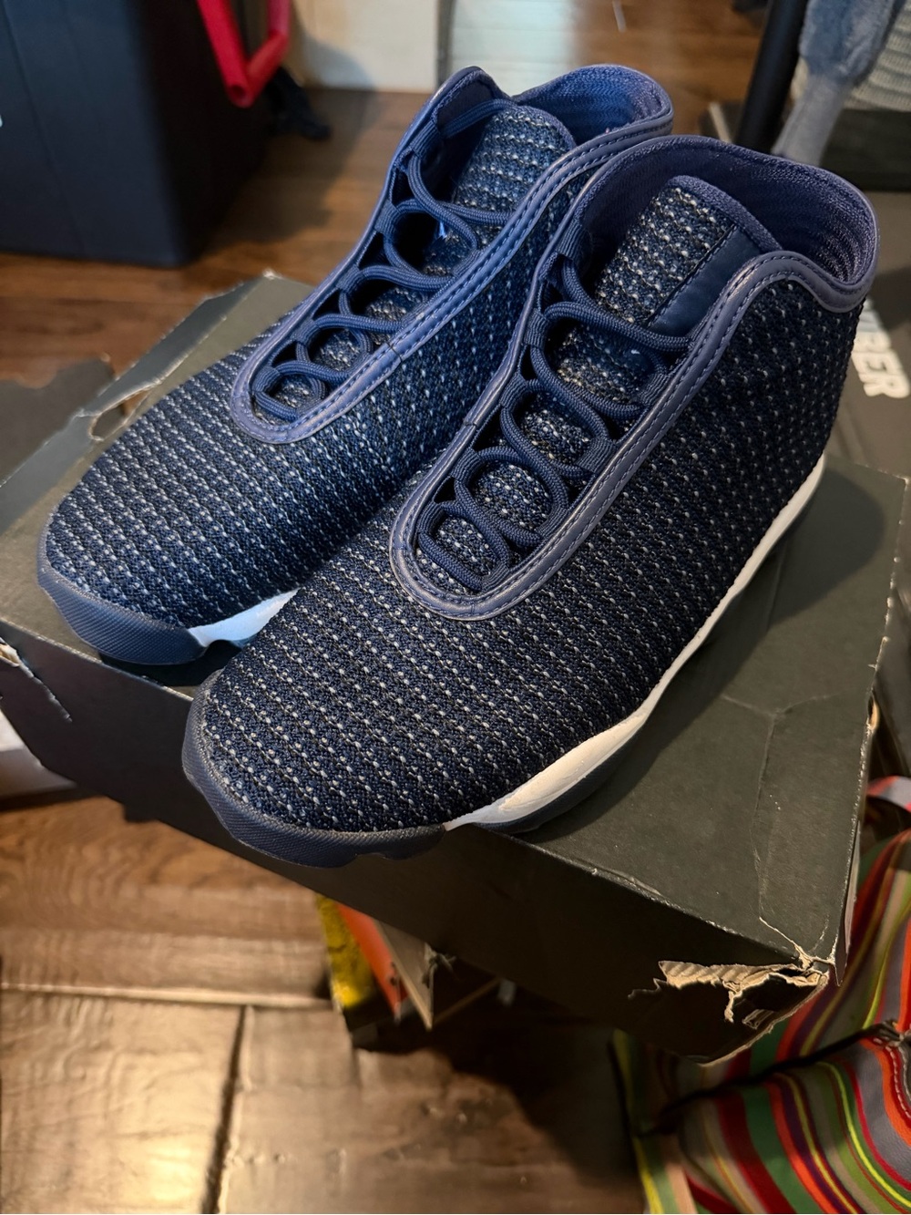 Men's Knit Navy Jordan Horizon Athletic Sneakers